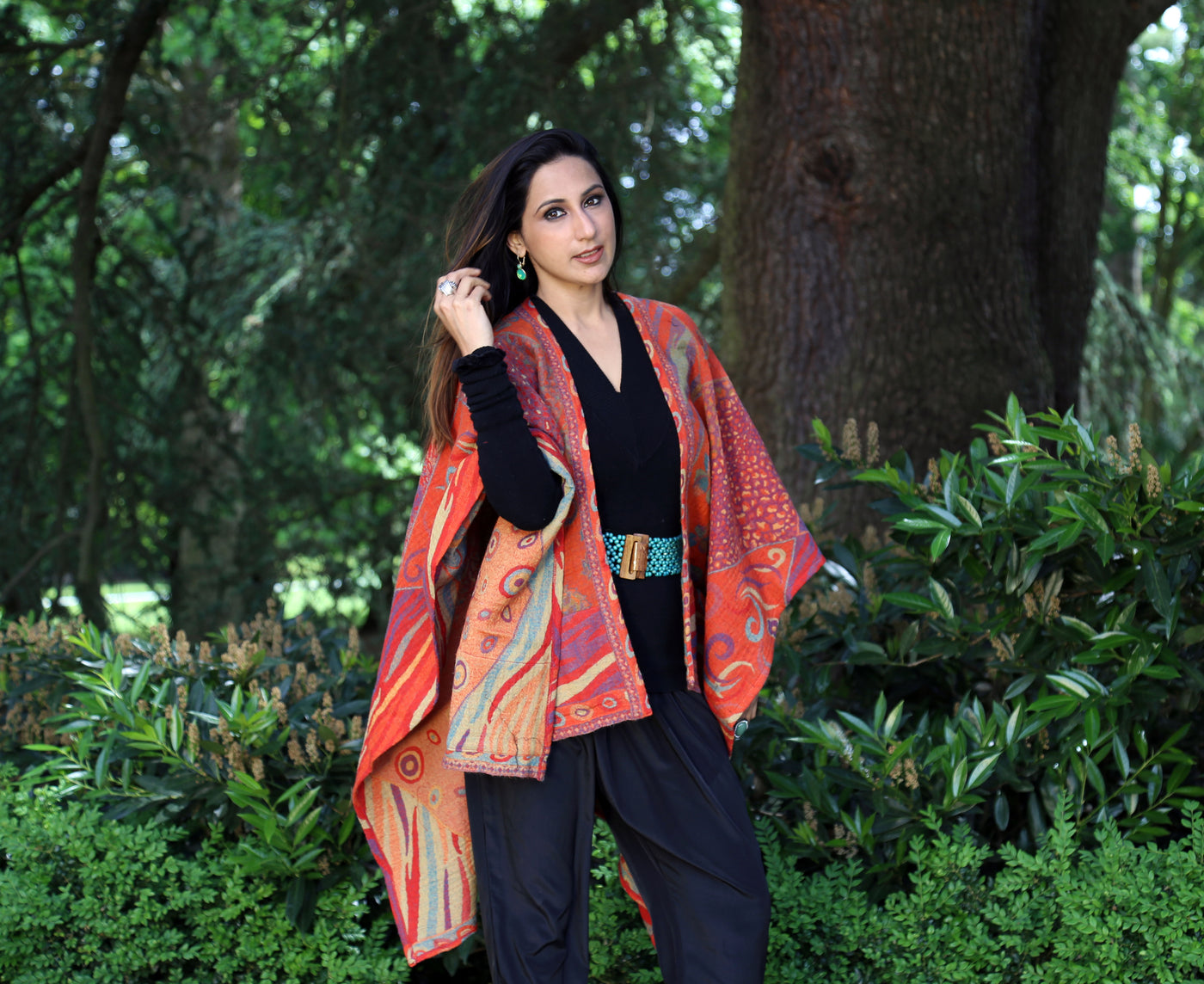 515 Ladies Boiled Wool Reversible Poncho/Cape in Tangerine Abstract + Free Bag.