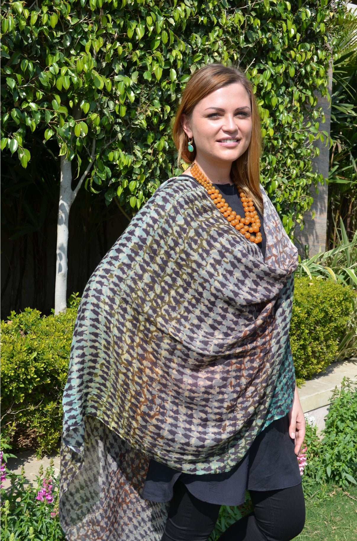 765/ Fashionista Lightweight Pure Silk/Wool Shawl in Fall Colors